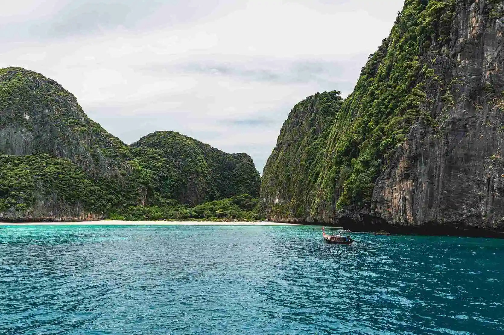 Phi Phi Island Tour: Explore the Wonders of Maya Bay and Khai Island